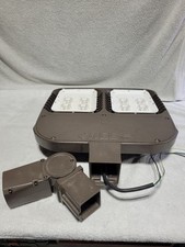 Cree Area Light 8 Led Bronze Osq A Nm 40d A 57k Ul Bz R W Mount 1050ma 120-277v Cree Area Light 8 Led Bronze Osq A Nm 40d A 57k Ul Bz R W Mount 1050ma 120-277v
