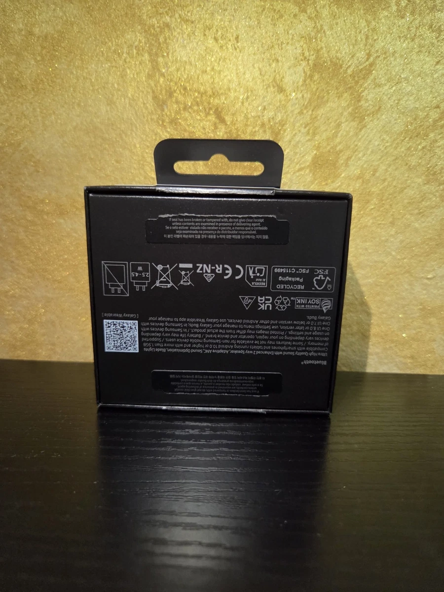 Samsung Galaxy Buds 3 Pro plateado igual a nuevo