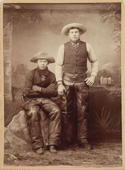 OLD WEST J.S. COLLINS COWBOY DROVER LEATHER SHOTGUN STEP-IN CHAPS | eBay