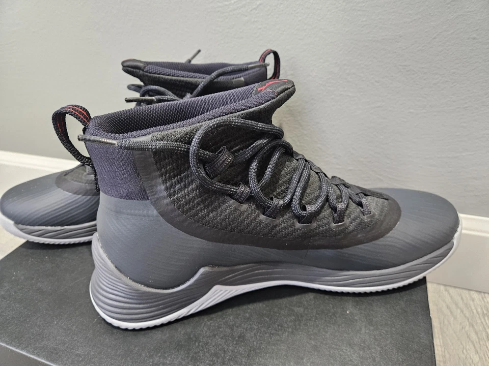 Nike Air Jordan Ultra Fly 2 Masculino 10 Preto Vermelho Basquete 897998-002 RARO RETRÔ - Imagem 3 de 4