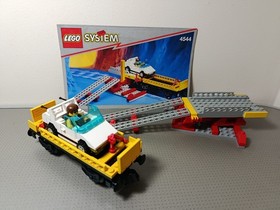 Lego 9v Train Sets 4544 Car Transport Wagon with Car