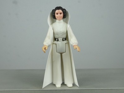 3932 STAR WARS VINTAGE PRINCESS LEIA ORGANA WHITE 1977 A NEW HOPE WITH CAPE