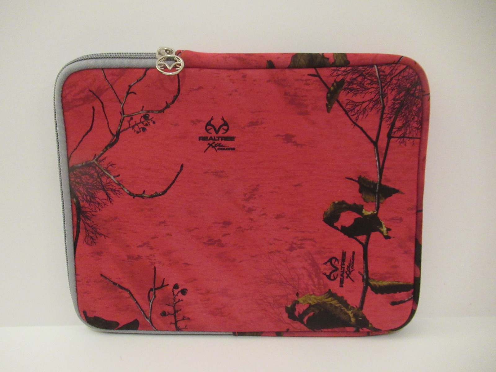 Realtree Xtra Colors 10" Tablet Sleeve Soft Padded Cover Pink Camouflage