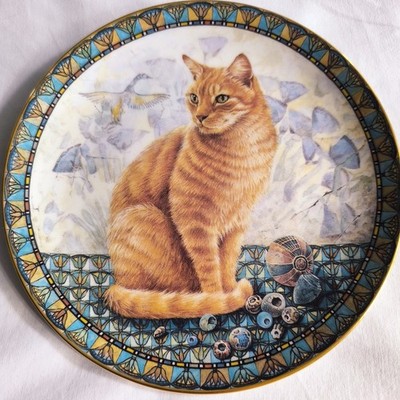 Lesley Anne Ivory Bone China Plate 1993 ~ Cats Around the World - Spiro in Egypt