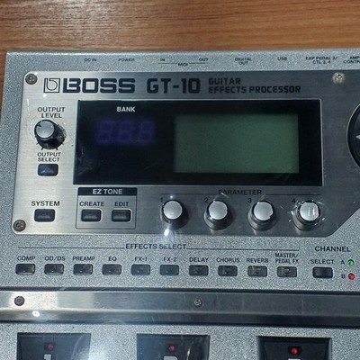 BOSS GT-10 Guitar Effects Processor COSM Amp Modeling Floorboard
