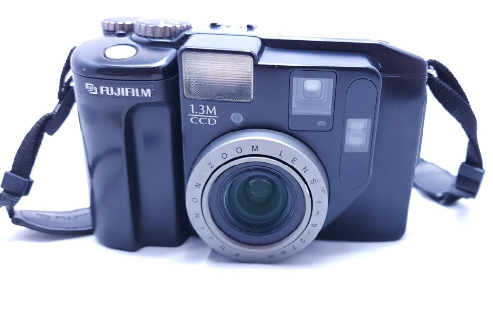 Fujifilm Fujix DS-300 Vintage Digital Camera system tested