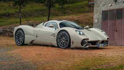 Pagani Utopia (2022) 1/87 1/64 1/43 1/32 1/24 1/18 Tamiya AUTOart BBR CMC EXOTO