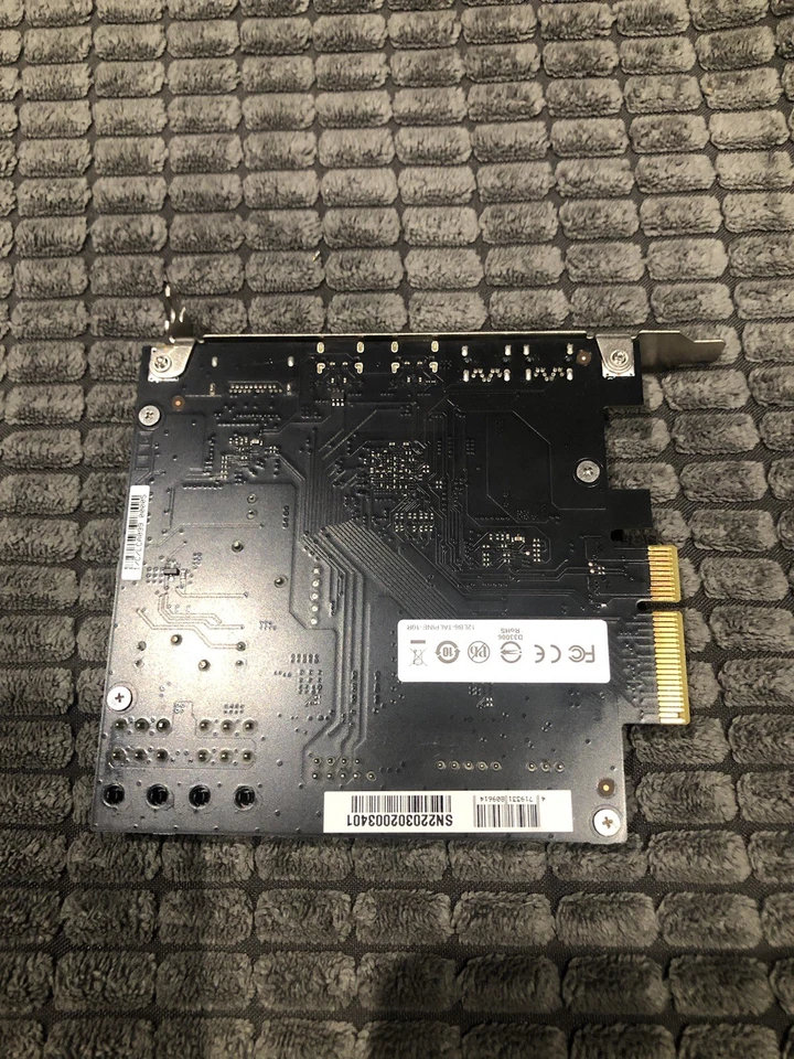 Gigabyte GC-Titan Ridge Thunderbolt  Controller Adapter  - Image 4 of 4