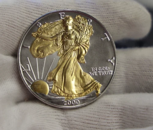 2000 US Silver Eagle $1 in Color/Gold Toned Unc