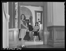 Photo:Washington DC Woodrow Wilson High School Front Hallway 1943 Students