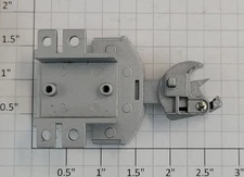 Acme 1000-159 G Scale Silver Body Mount Plastic Knuckle Coupler w/ Gearbox