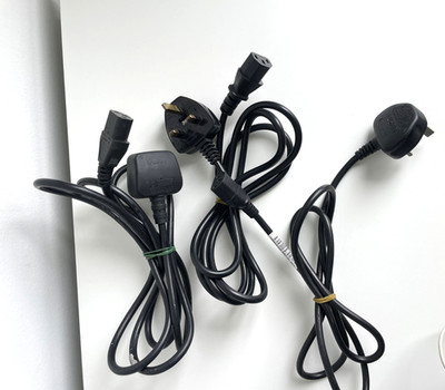 UK IEC Stromkabel Kabel - Monitor / PC / Netzteil Netzkabel - Wasserkocher Kabel