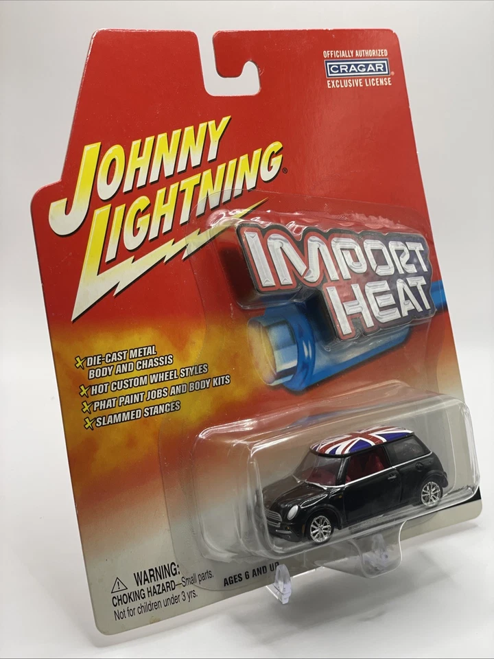 Johnny Lightning Import Heat Mini Cooper Black UK Flag - Image 3 of 4