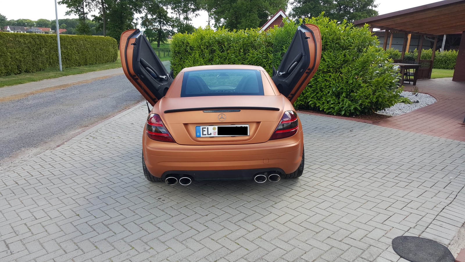 Bild 2 von 9