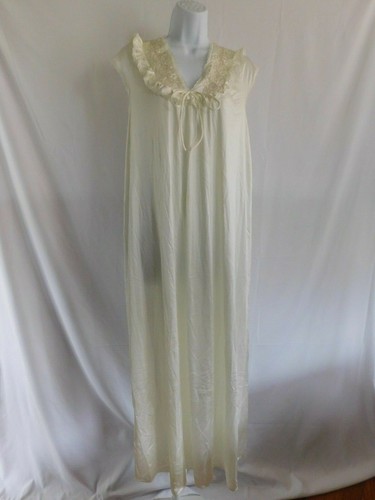 Camicia da notte vintage da collezione by JCPENNEY nylon giallo chiaro taglia small - Foto 2 di 9