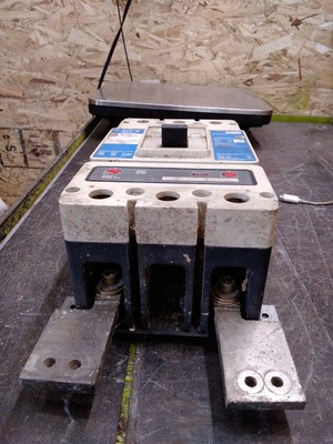 Limiteur De Courant Westinghouse Tri-Pac 400LAP10 - 70 à 400 A, Pour Protections électriques