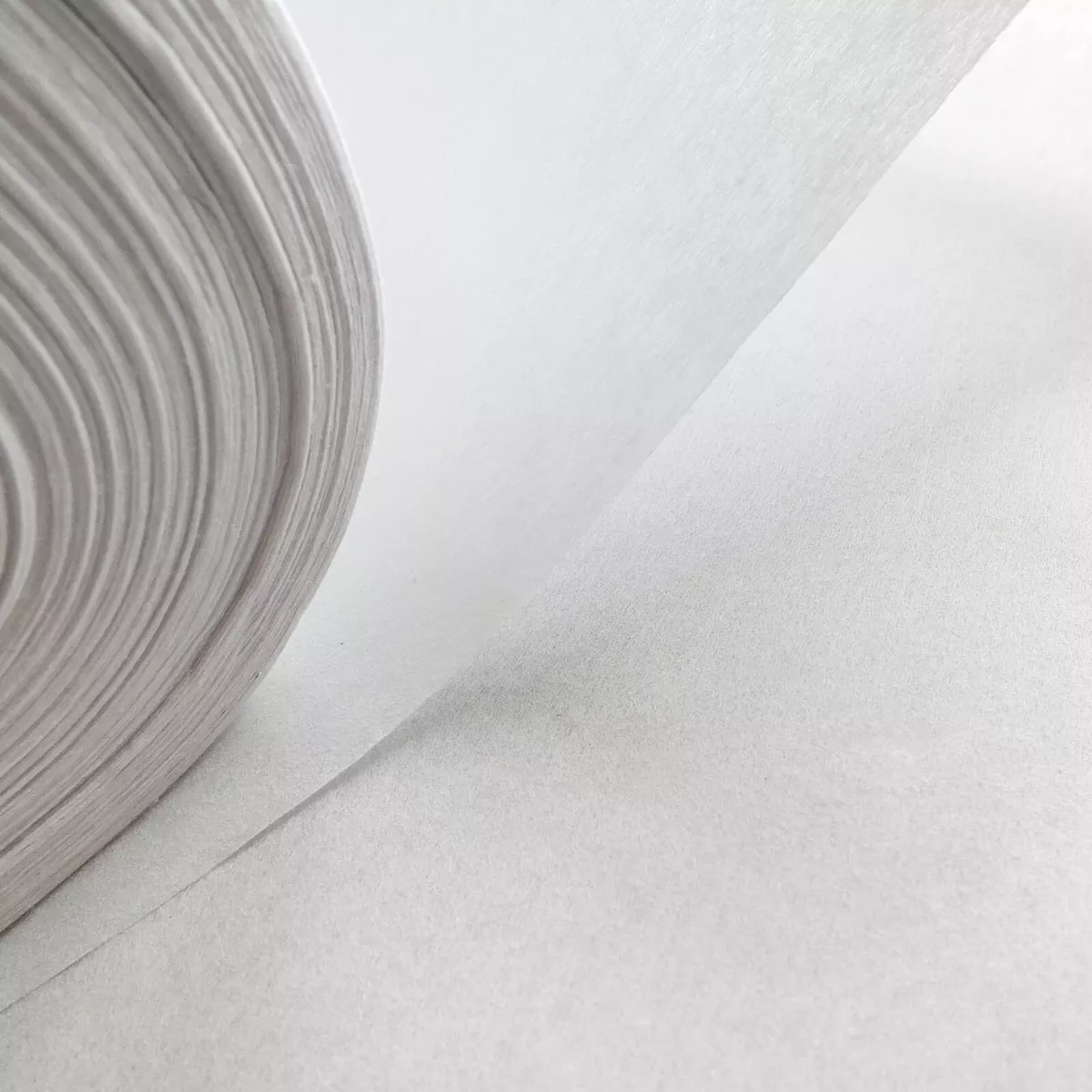 White Heavy Weight Fusible Interfacing