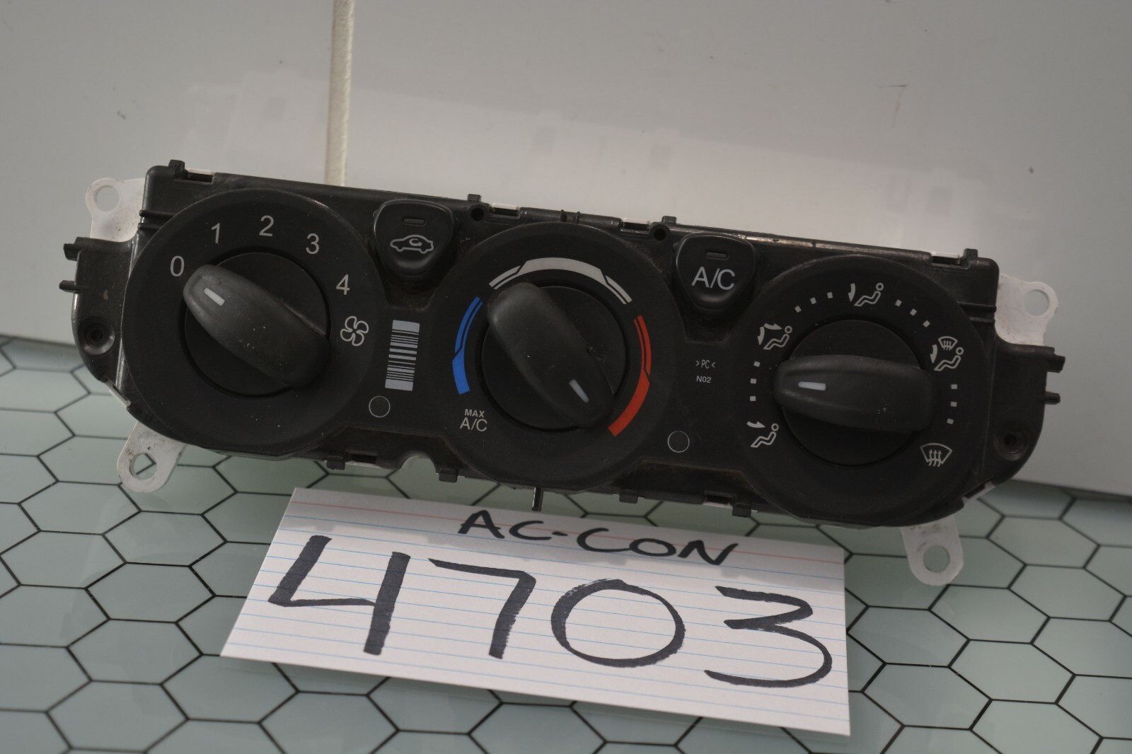 2016 Ford Transit Connect 1500 AC and Heater Control Used Stock #4703-AC 