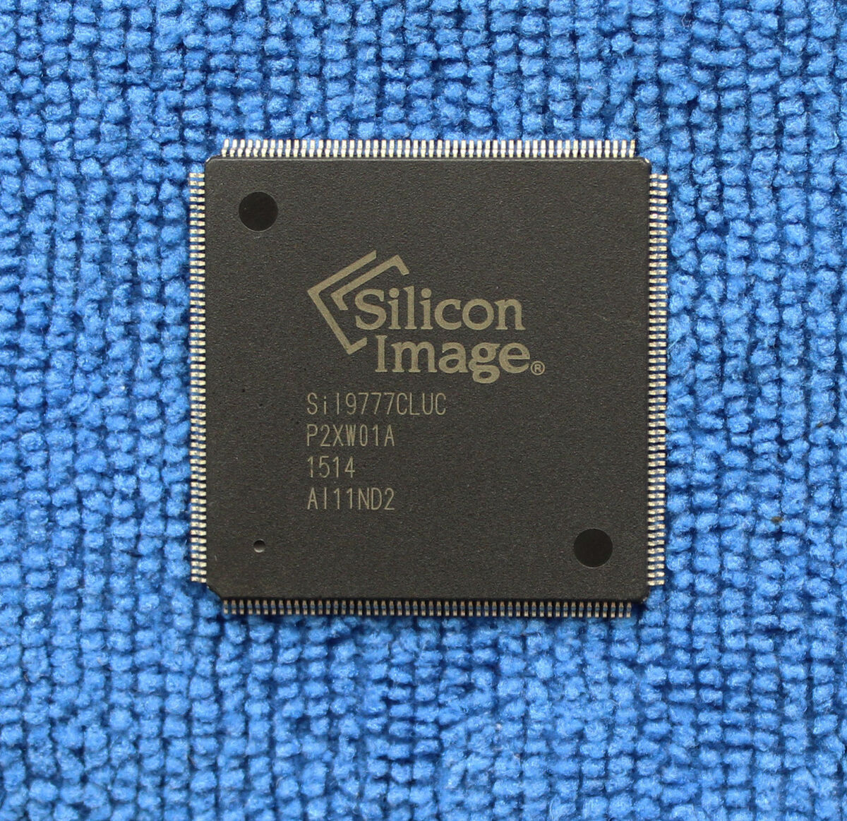 1pcs Sil9777CLUC Sil9777C Sil9777CL Sil9777CLU Si19777CLUC 1pcs Sil9777CLUC Sil9777C Sil9777CL Sil9777CLU Si19777CLUC