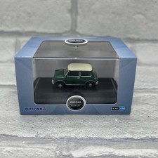 Oxford Diecast 76MN003 Austin Mini Almond Green/Old English White OO Gauge