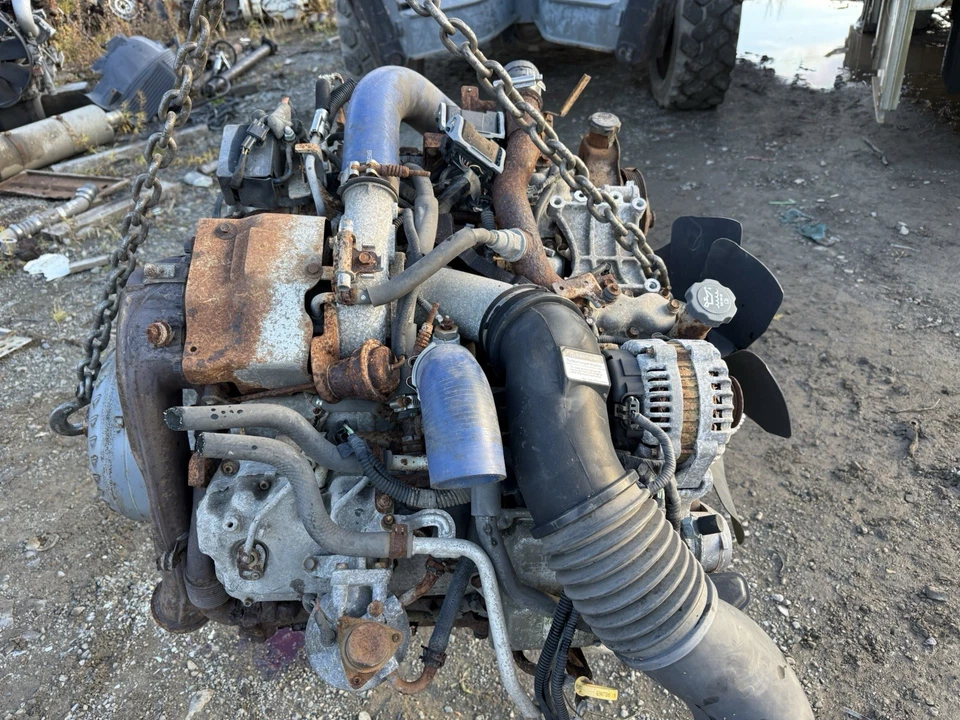 2001 Chevy 6.6 Duramax LB7 Complete Core Engine; AS IS For Parts or Rebuilding - Image 4 of 4