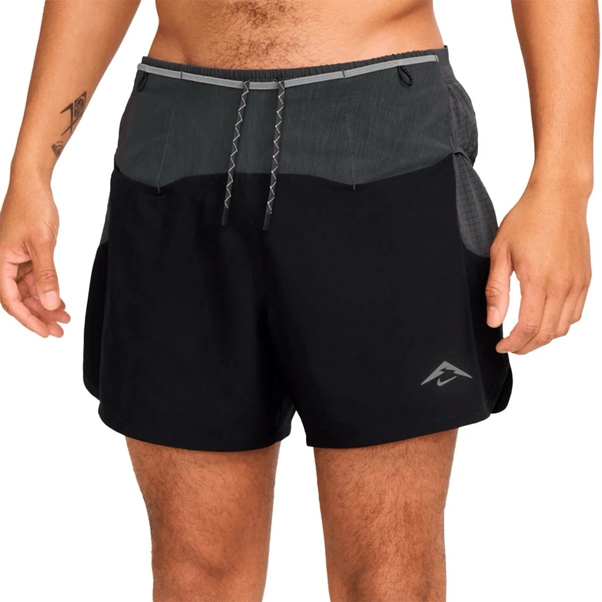 NIKE TRAIL SECOND SUNRISE RUNNING SHORTS BLACK SIZE M
Opens in a new window or tab