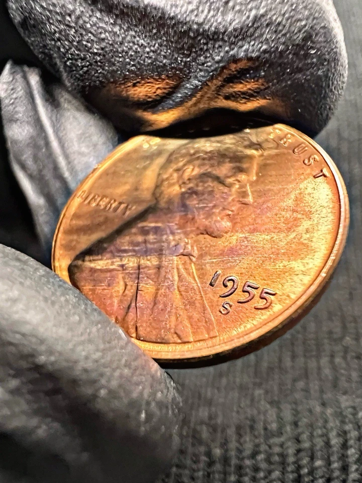 Centavo de trigo 1955-S - Tonificación monstruosa "Phoenix Flame", impecable BU con troquel Foto 2 de 4