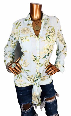 Soho NY&C M Top Floral NWT$49 Knot Tie Front Button Up Shirt Low Cut Blouse Soft