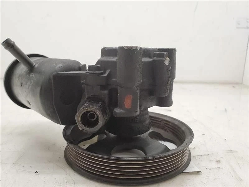 Bomba de dirección asistida hidráulica Lexus Is300 OEM 2001-2005 Foto 2 de 4