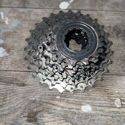 Shimano 105 Crank Set 172.5mm FC-5603 5600 50/39/30 Triple Shimano 105 Crank Set 172.5mm FC-5603 5600 50/39/30 Triple