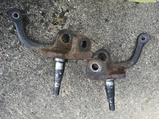 Karmann Ghia or VW Beetle 1966 front suspension spindle assembly (original). 