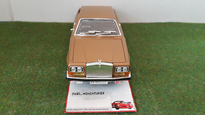 Miniature Rolls Royce Camargue Dorée, échelle 1/22, Burago, Sans Boîte