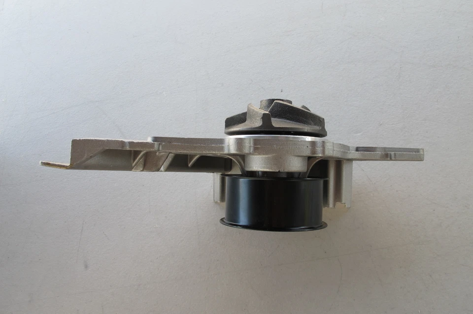 Водяной насос двигателя Hamburg-Technic 078121004J для Audi Volkswagen 1994-2005 - Изображение 4 из 4