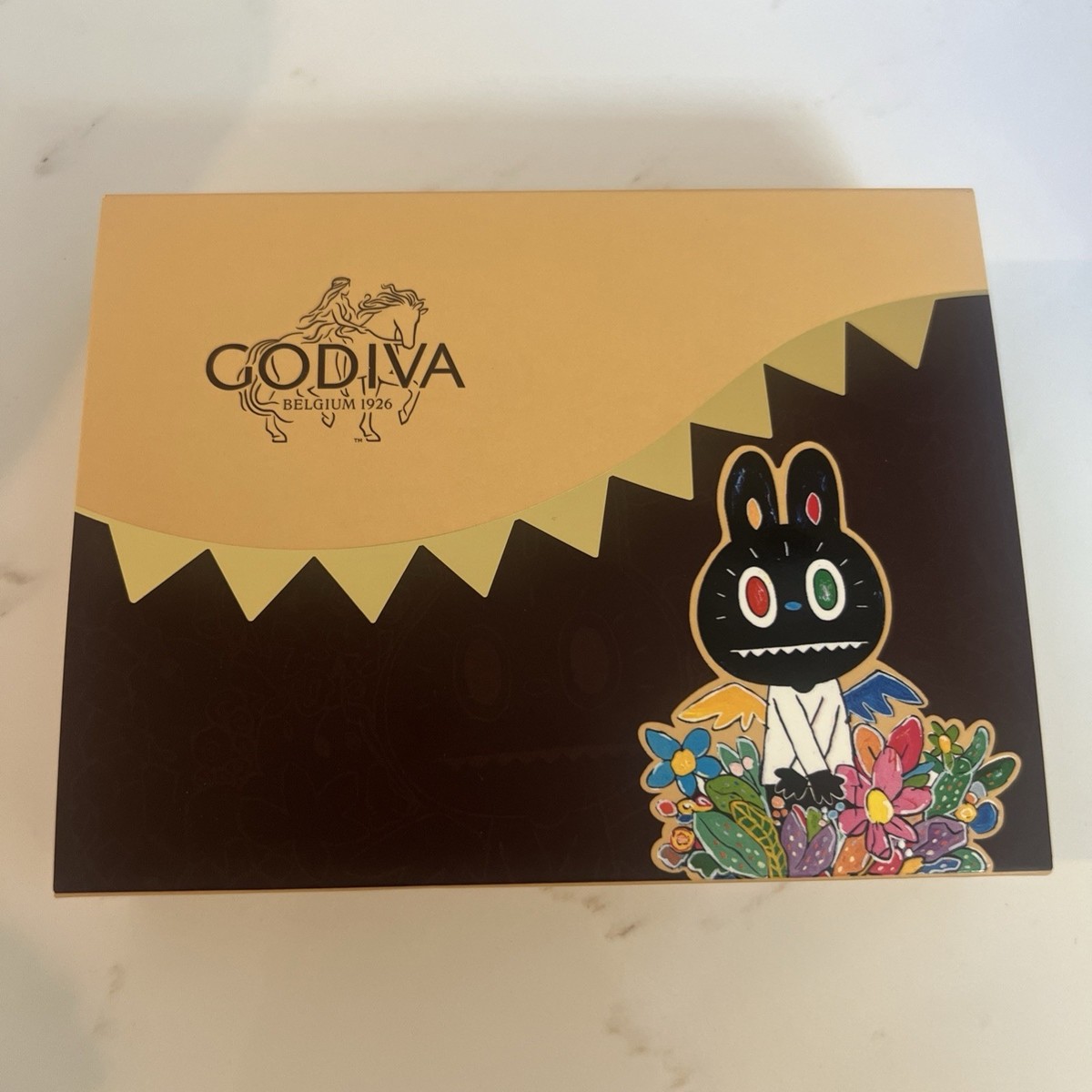 GODIVA x LABUBU Chocolate Pop-Up Gift Box ( G cubes and tin set