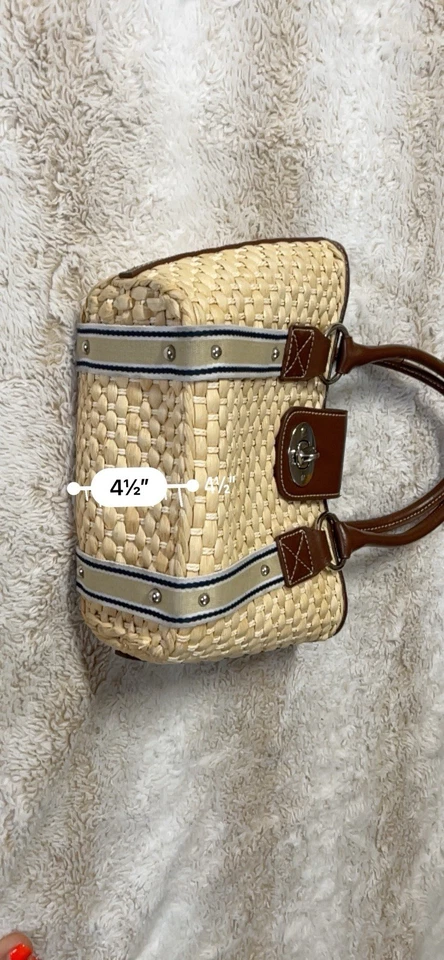 Bolso de hombro Chaps beige tejido de paja con cierre giratorio Foto 4 de 4