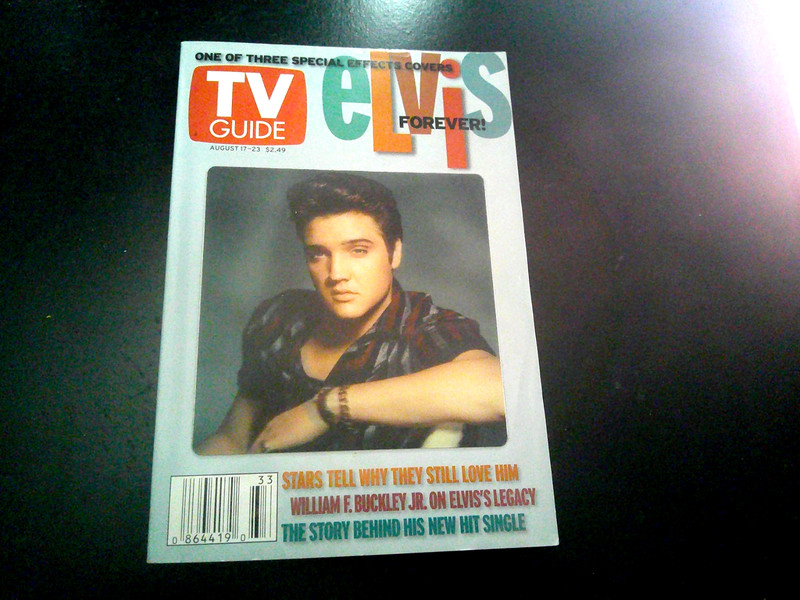 ELVIS PRESLEY 2002 TV GUIDE *Special Effects* cover (XFine