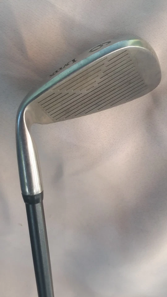 LYNX Black Cat 9 Iron Graphite 'R' Flex - RH - Image 3 of 4