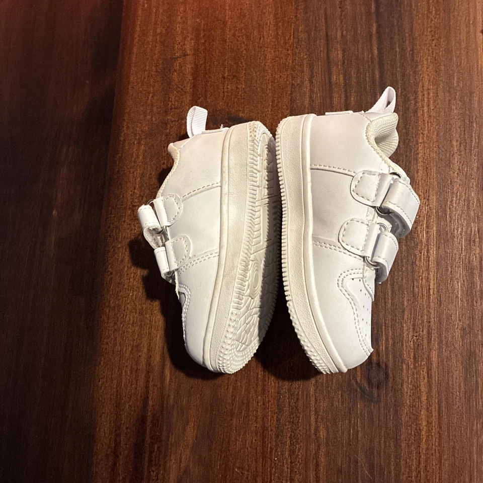 Vintage Gerber Toddler Baby Walking Sneakers White Hearts Kids Size 5 90s Kids - Image 4 of 4