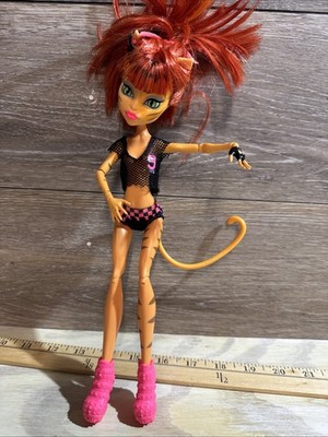 Monster High - Toralei Stripe Ghoul Sport Doll (no Ball Or Bag)