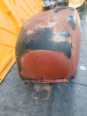 1974 Suzuki GT250 Model L Fuel Gas Tank OEM 44110-18650-759 for