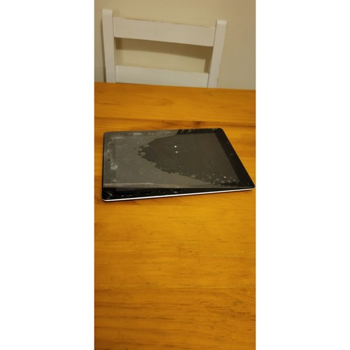 Apple iPad A1395 Silver Wi-Fi Bluetooth 9.7" LCD (512MB+16GB) Dual-Core Tablet - Picture 5 of 8