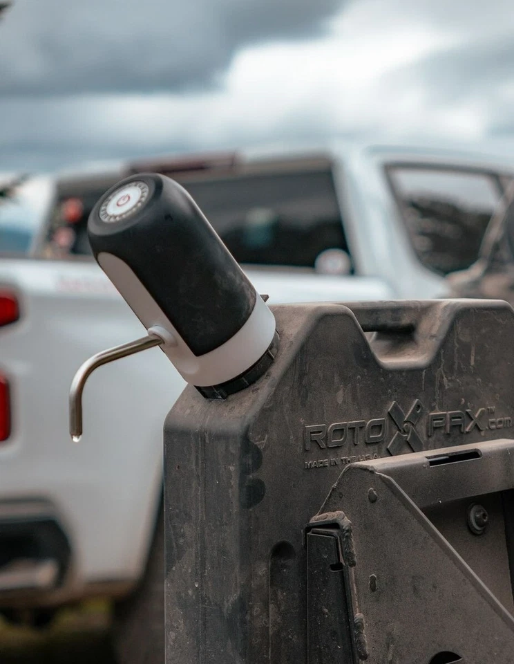 Kit de grifo de bomba de agua para contenedor de agua Overland - Rotopax Foto 4 de 4