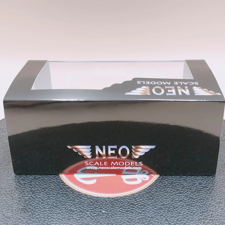 NEO scale models 1/43 BMW 320i Warsteiner DRM 1979 #26 NEO45229 resin gold - Image 3 of 4