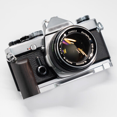 YUWOOD Handcrafted Wooden Camera Grip For Olympus OM-1/ OM-2/ OM-3