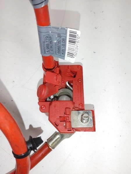 2010 BMW 528I E60 POSITIVE BATTERY TERMINAL - Image 3 of 4