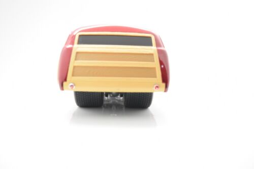 Muscle Machines 1950 Ford Woody Die Cast Car- 1:18 scale by Funline (2001) - O21 - Picture 7 of 8