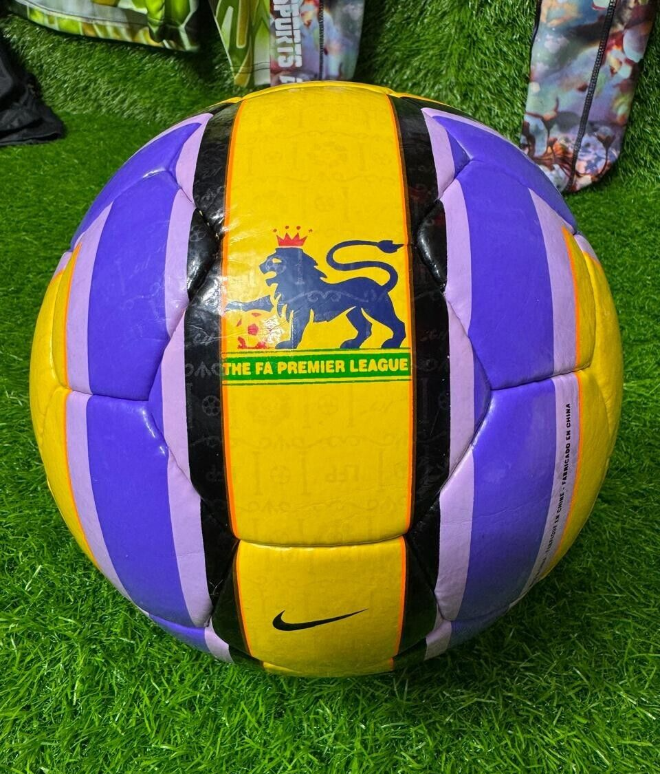Nike Rare Total 90 Aerow II Premier League 2006,2007 Match Soccer