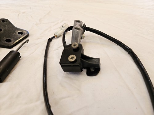 18-23 HUSQVARNA VITPILEN 401 KICKSTAND SIDE KICK STAND Svartpilen OEM Switch 19 - Picture 7 of 24