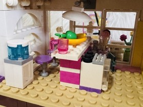 LEGO FRIENDS(41037):Stephanie's Beach House & LEGO Disney Princess:Frozen(10736)
