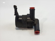 Pompe à eau BMW 540